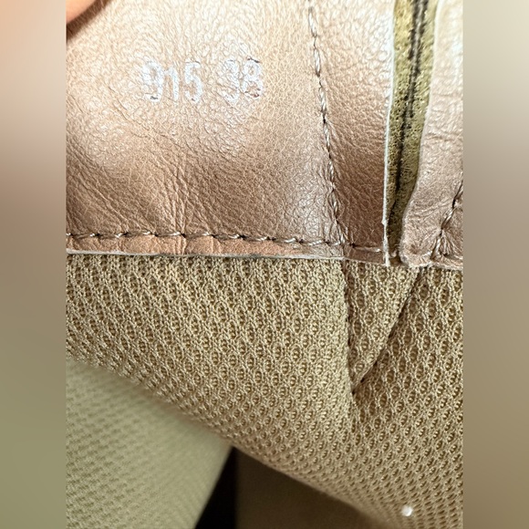 Antelope Clea Clog Boots SIZE 38, 7-7.5 US- Excellent Like New Condition! - Picture 11 of 12